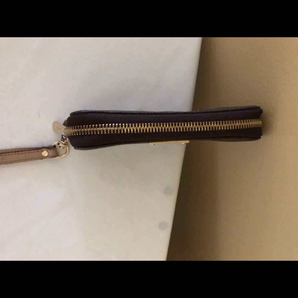 Michael Kors Wallet Clutch Phone Holder Signature - Picture 3 of 4
